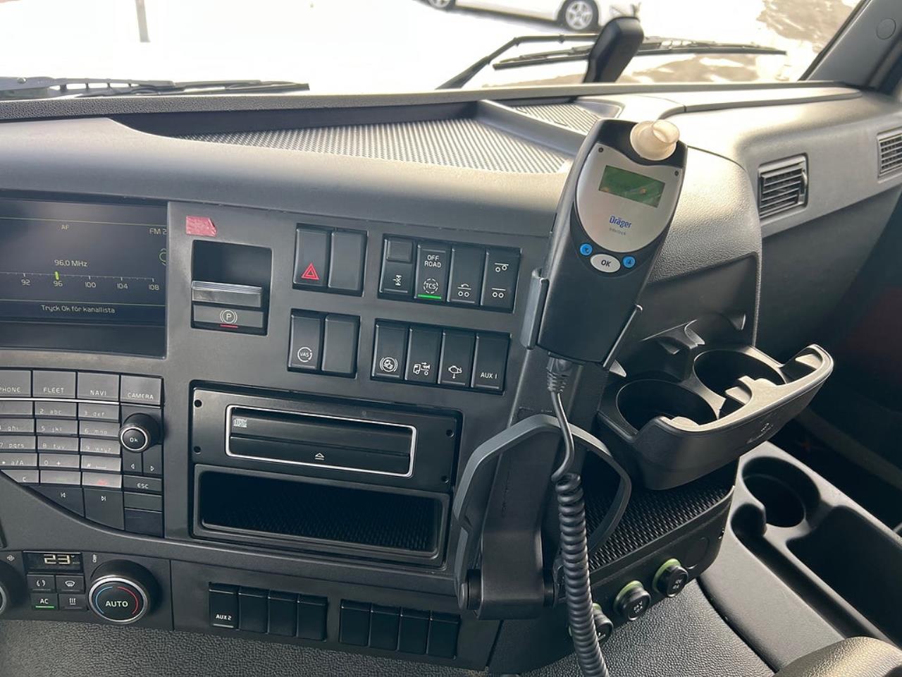 Volvo FMX 330 6x2*4 Laxo Liftdumper Euro 6 2015 - V&auml;xelflak