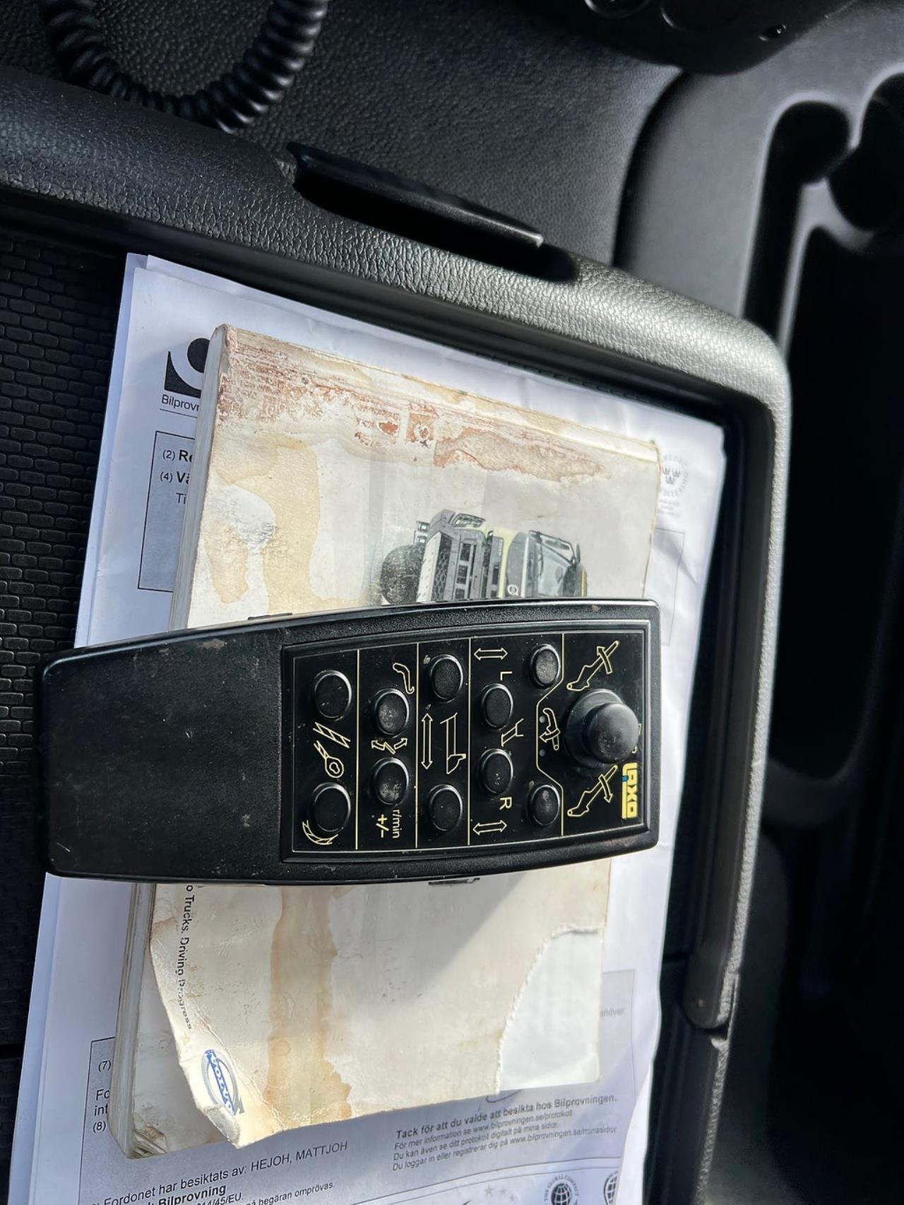 Volvo FMX 330 6x2*4 Laxo Liftdumper Euro 6 2015 - V&auml;xelflak