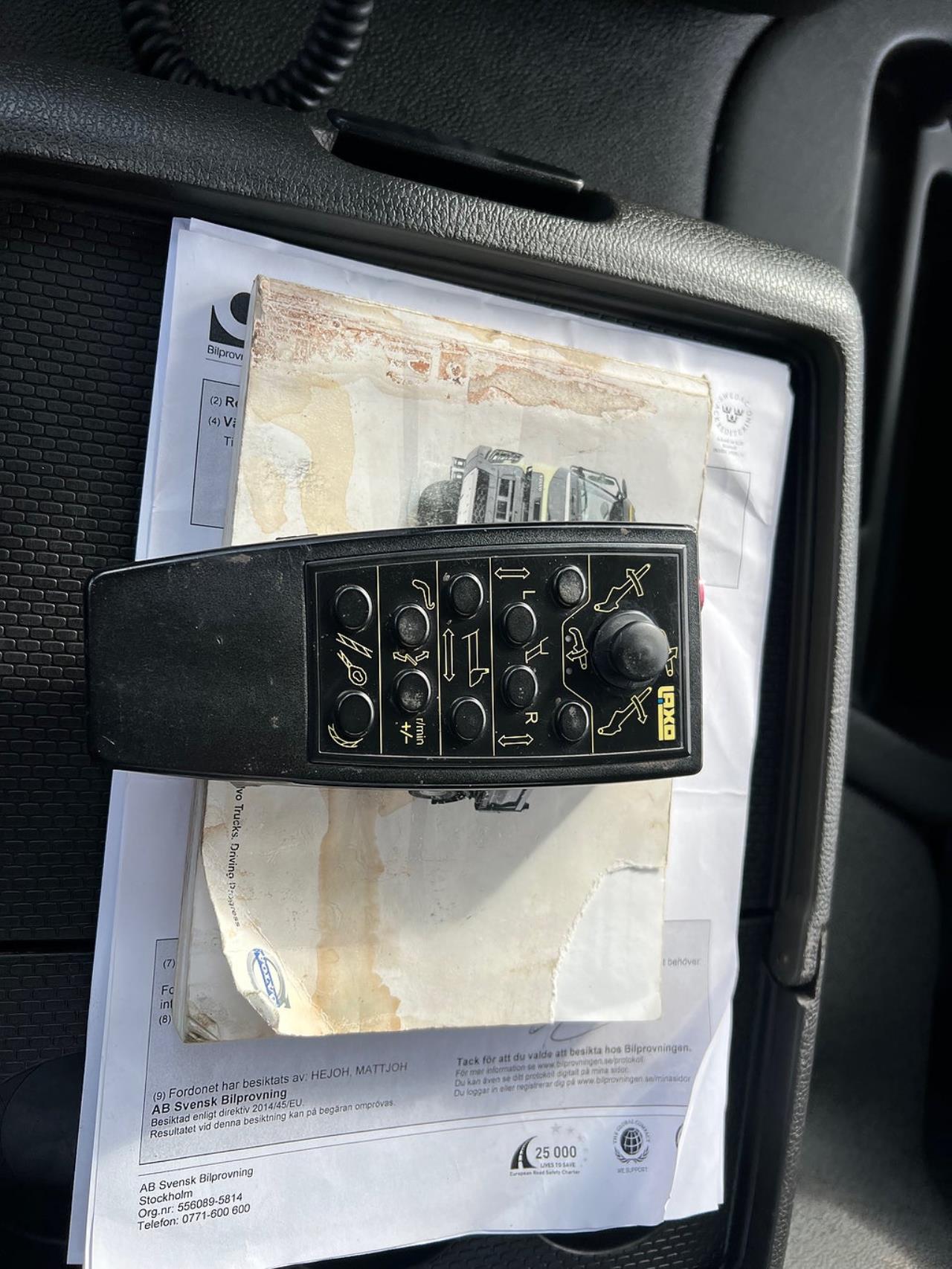 Volvo FMX 330 6x2*4 Laxo Liftdumper Euro 6 2015 - V&auml;xelflak