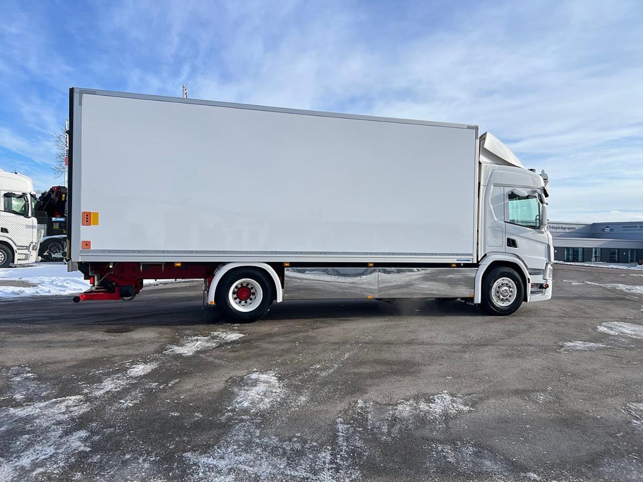 Scania P360 4x2 Kyl/Frysbil, Korridorbil, 2 Zons 2018 - &Ouml;vrigt