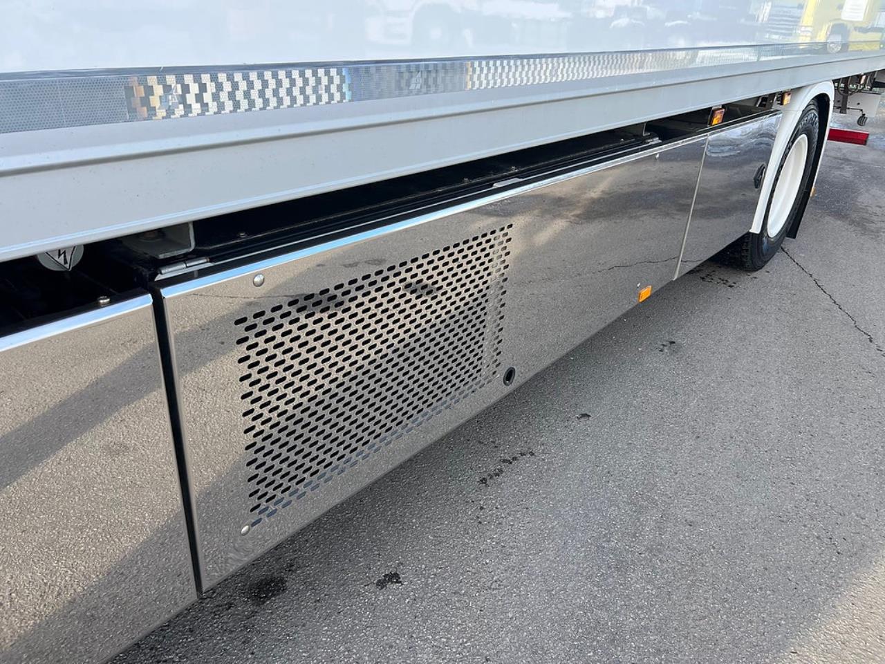 Scania P360 4x2 Kyl/Frysbil, Korridorbil, 2 Zons 2018 - &Ouml;vrigt