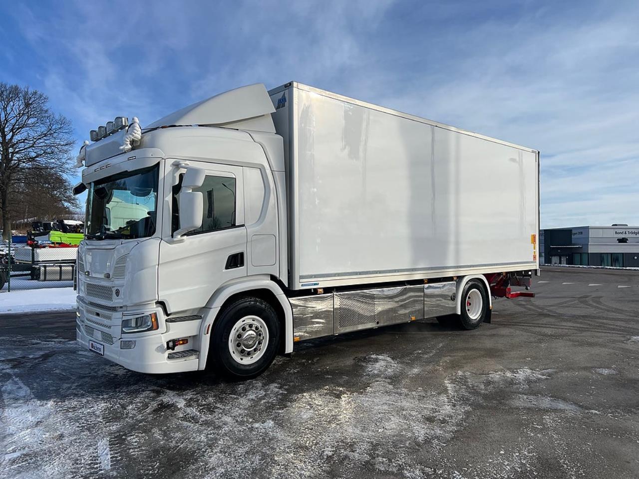 Scania P360 4x2 Kyl/Frysbil, Korridorbil, 2 Zons 2018 - &Ouml;vrigt