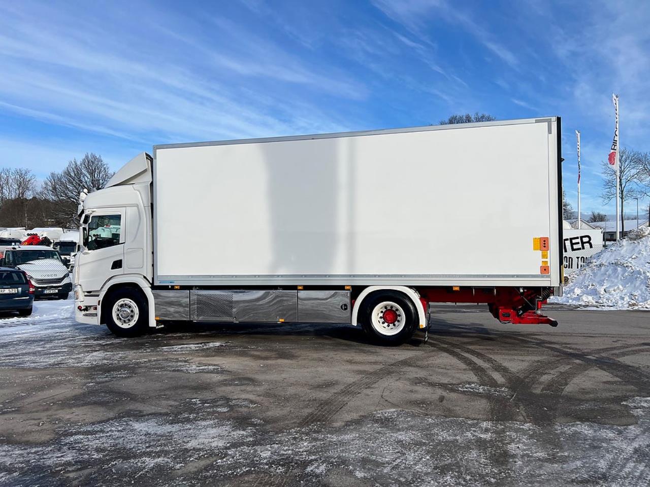 Scania P360 4x2 Kyl/Frysbil, Korridorbil, 2 Zons 2018 - &Ouml;vrigt