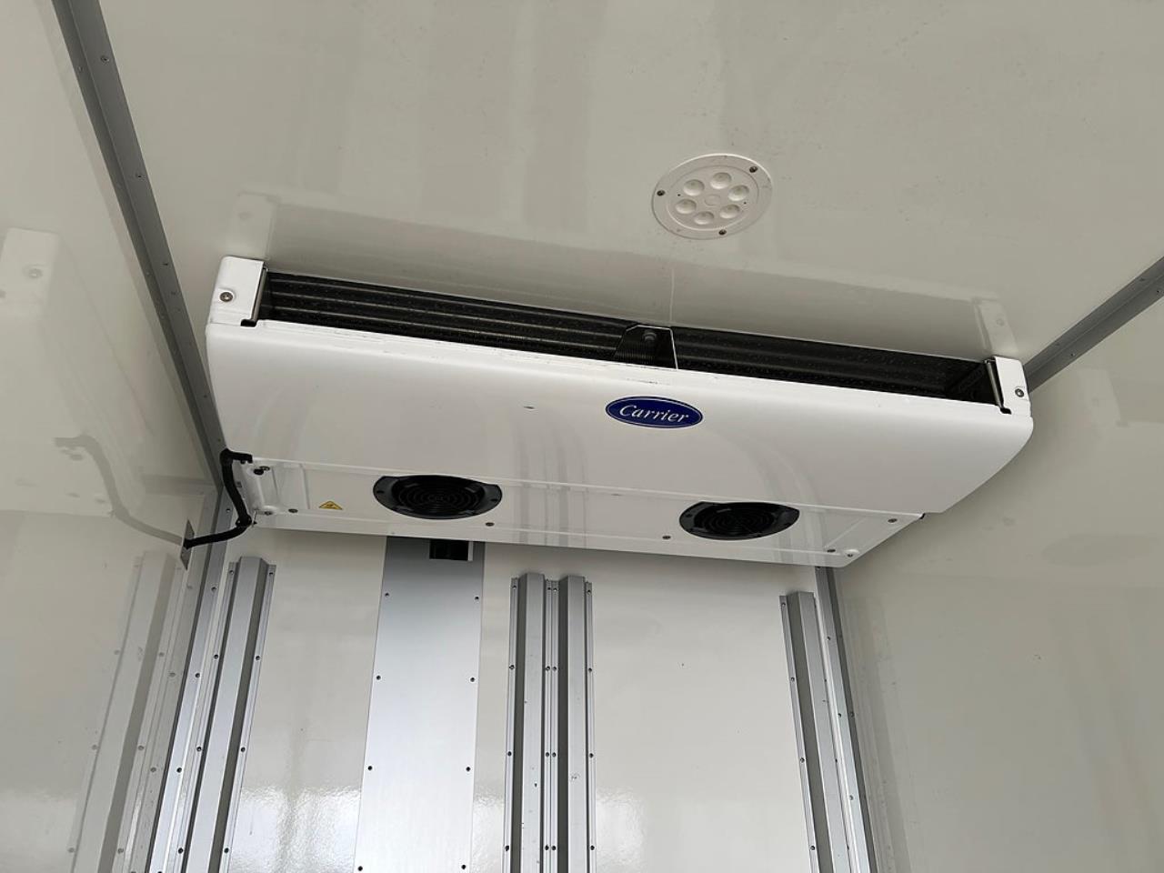 Scania P360 4x2 Kyl/Frysbil, Korridorbil, 2 Zons 2018 - &Ouml;vrigt