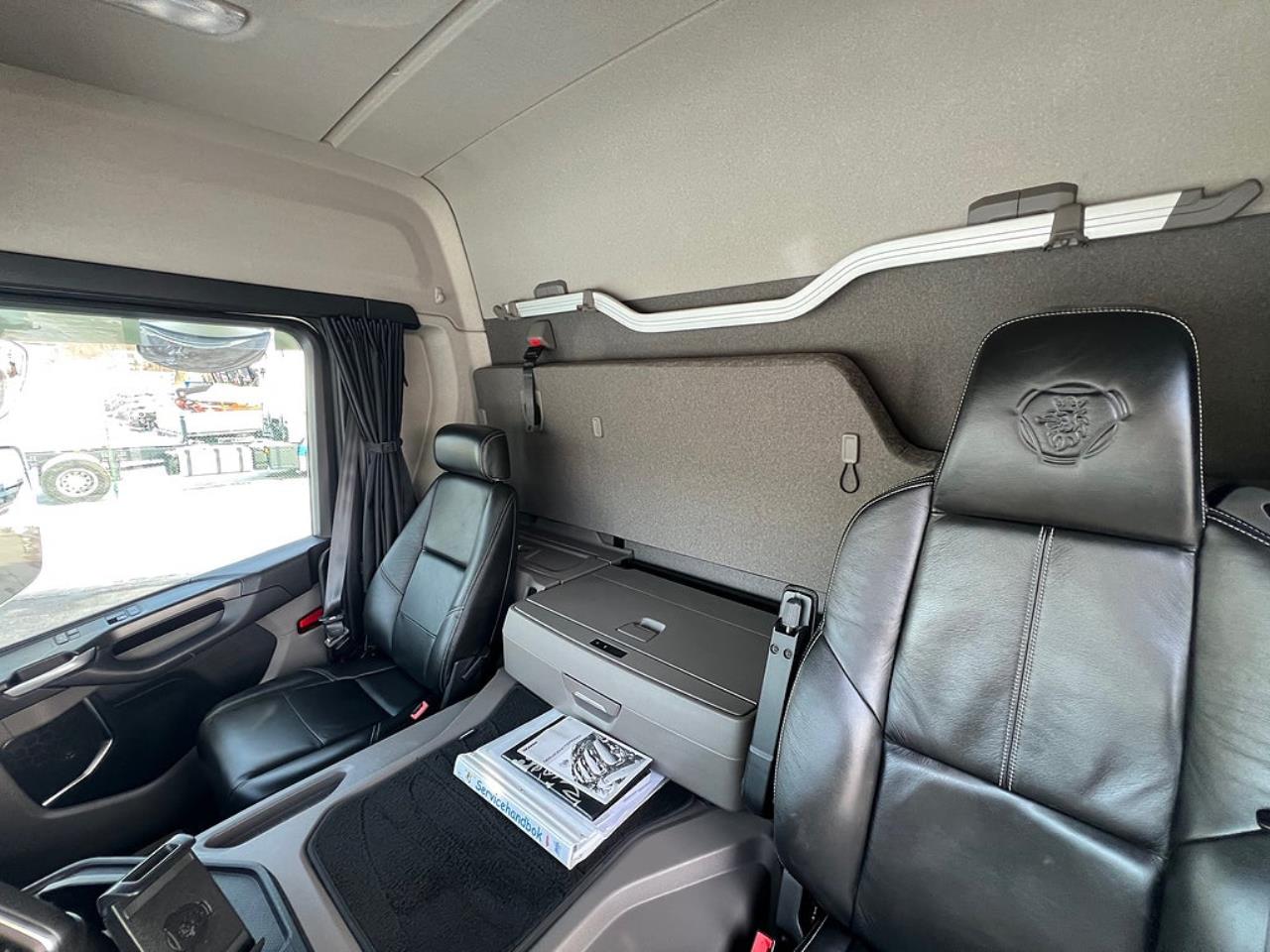 Scania P360 4x2 Kyl/Frysbil, Korridorbil, 2 Zons 2018 - &Ouml;vrigt