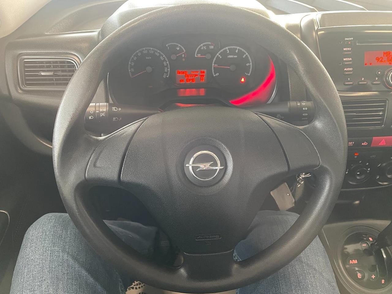 Opel Combo 2014 - &Ouml;vrigt