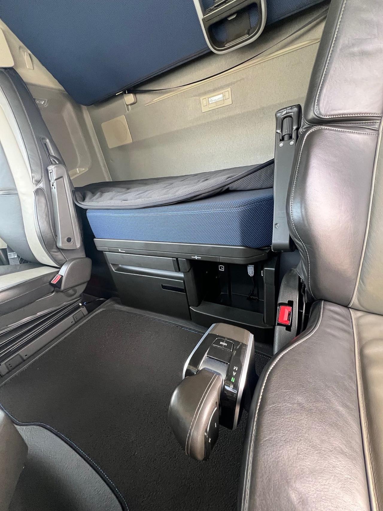 Volvo FH13 540 6x2 Containerede / L&ouml;sflaksbil, I-See 2023 - &Ouml;vrigt