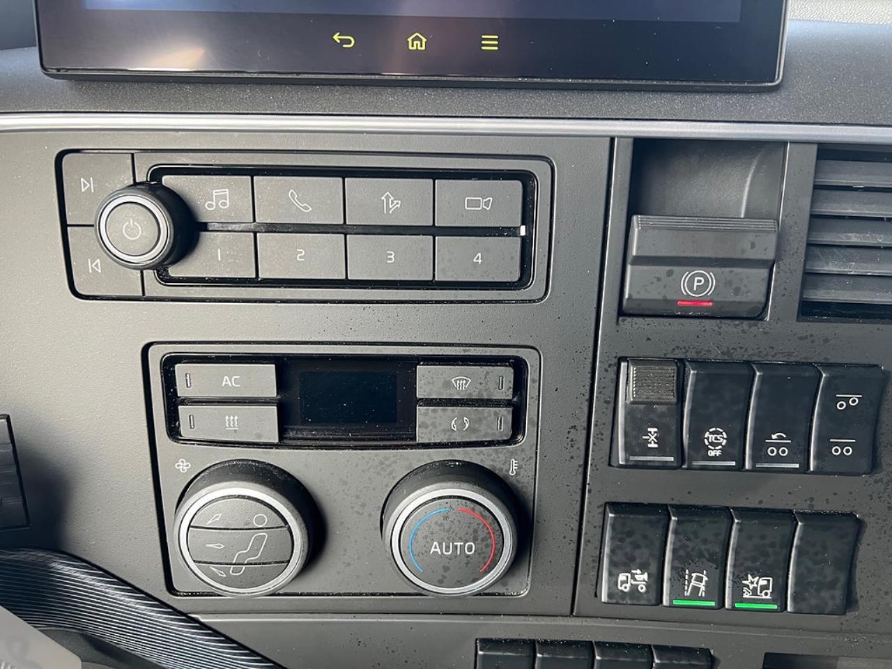 Volvo FH13 540 6x2 Containerede / L&ouml;sflaksbil, I-See 2023 - &Ouml;vrigt