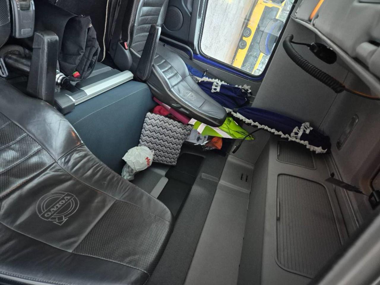 Volvo FH 6X2 2012 - Krok/Lastv&auml;xlare