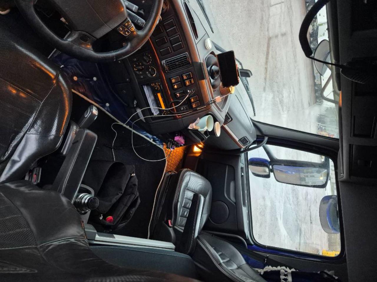 Volvo FH 6X2 2012 - Krok/Lastv&auml;xlare