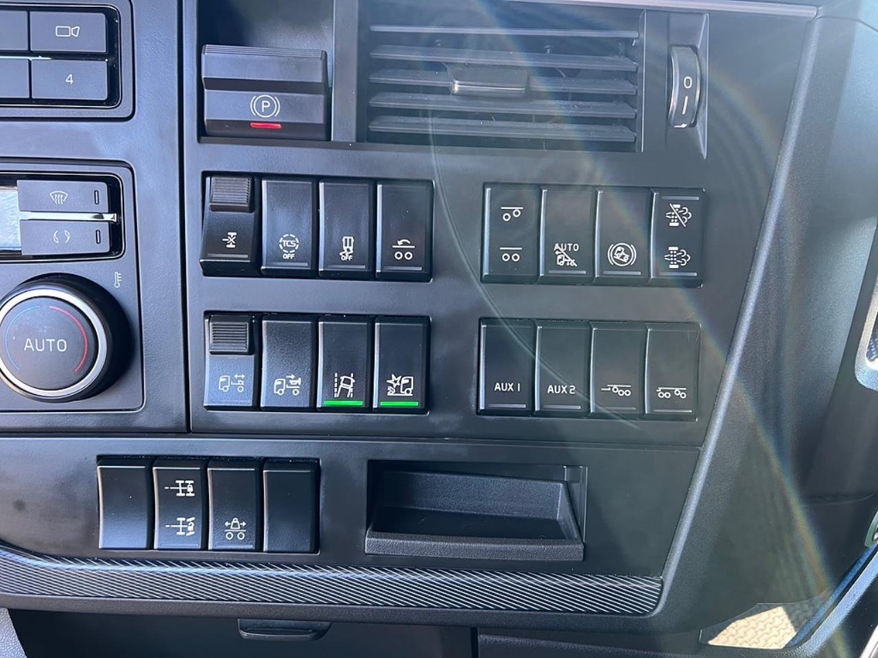 Volvo FH13 500 6x2 Dragbil I-Save & I-See Euro 6 2022 - Dragbil