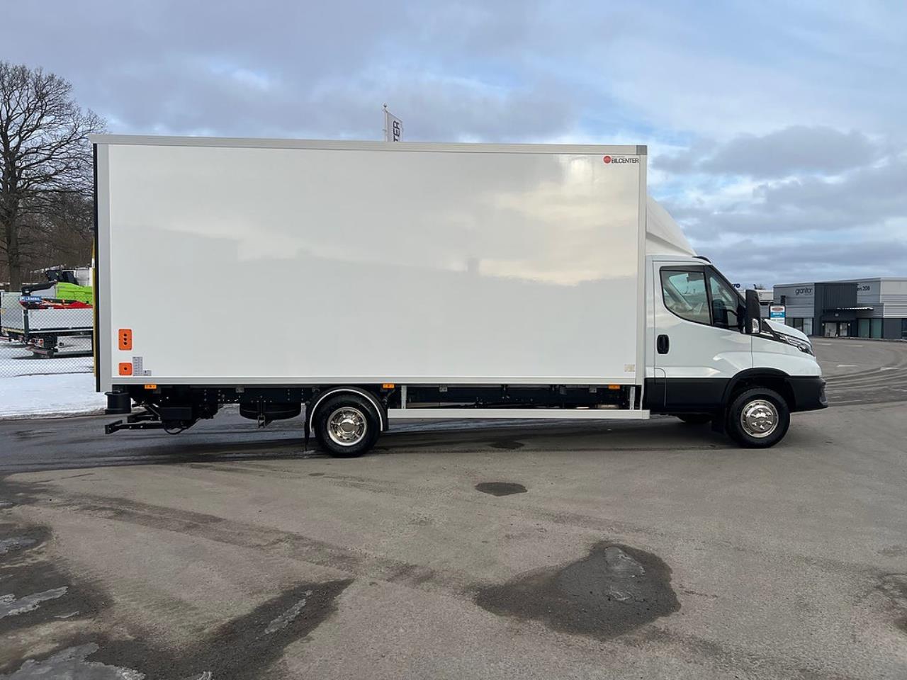 Iveco Daily 72C18 A8 Sk&aring;pbil &Ouml;ppningsbarsida Fullutrustad 2025 - Sk&aring;p