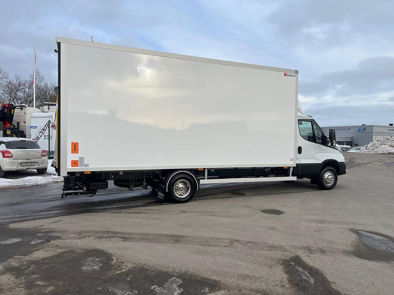 Iveco Daily 72C18 A8 Sk&aring;pbil &Ouml;ppningsbarsida Fullutrustad 2025 - Sk&aring;p