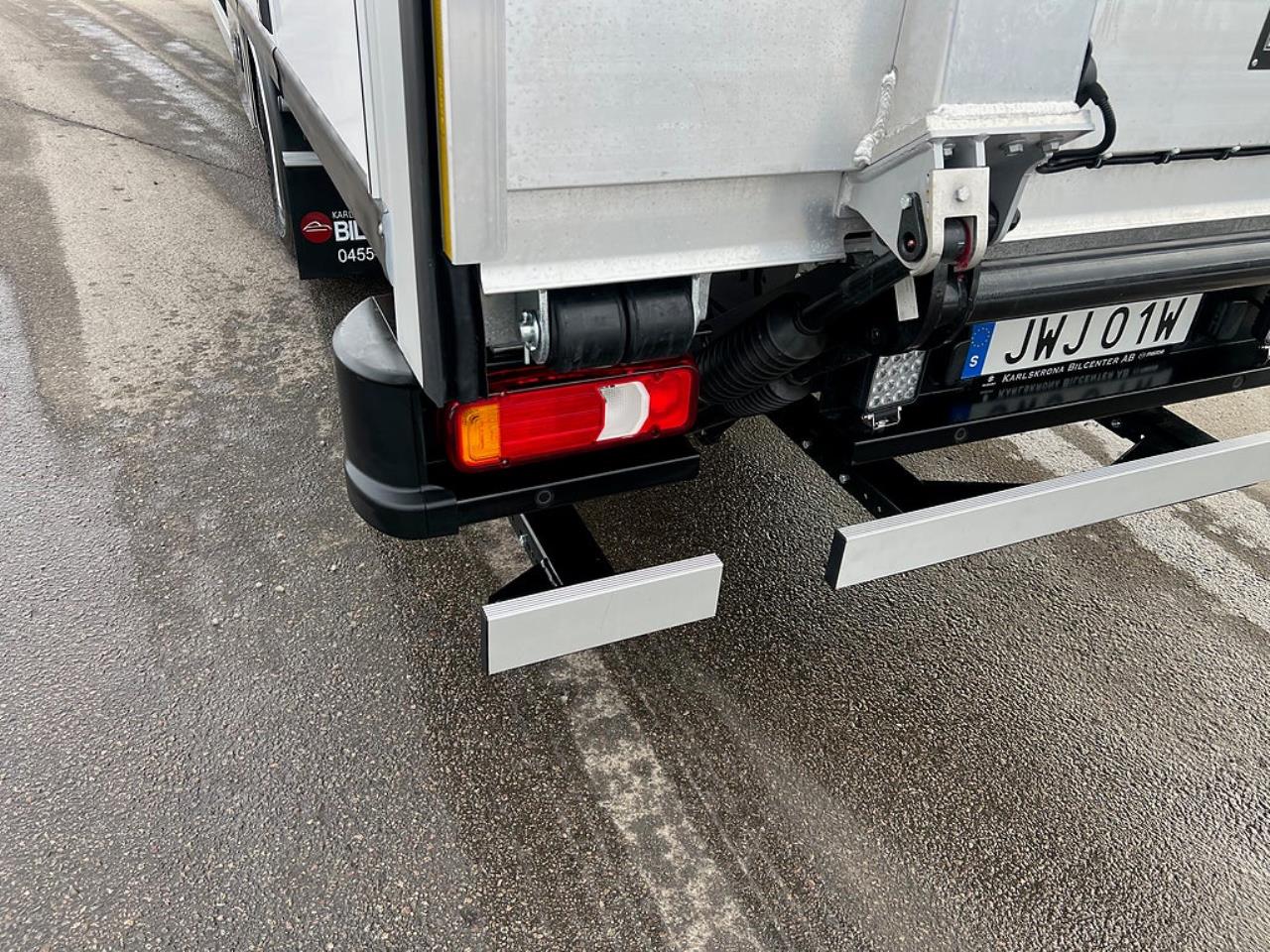 Iveco Daily 72C18 A8 Sk&aring;pbil &Ouml;ppningsbarsida Fullutrustad 2025 - Sk&aring;p