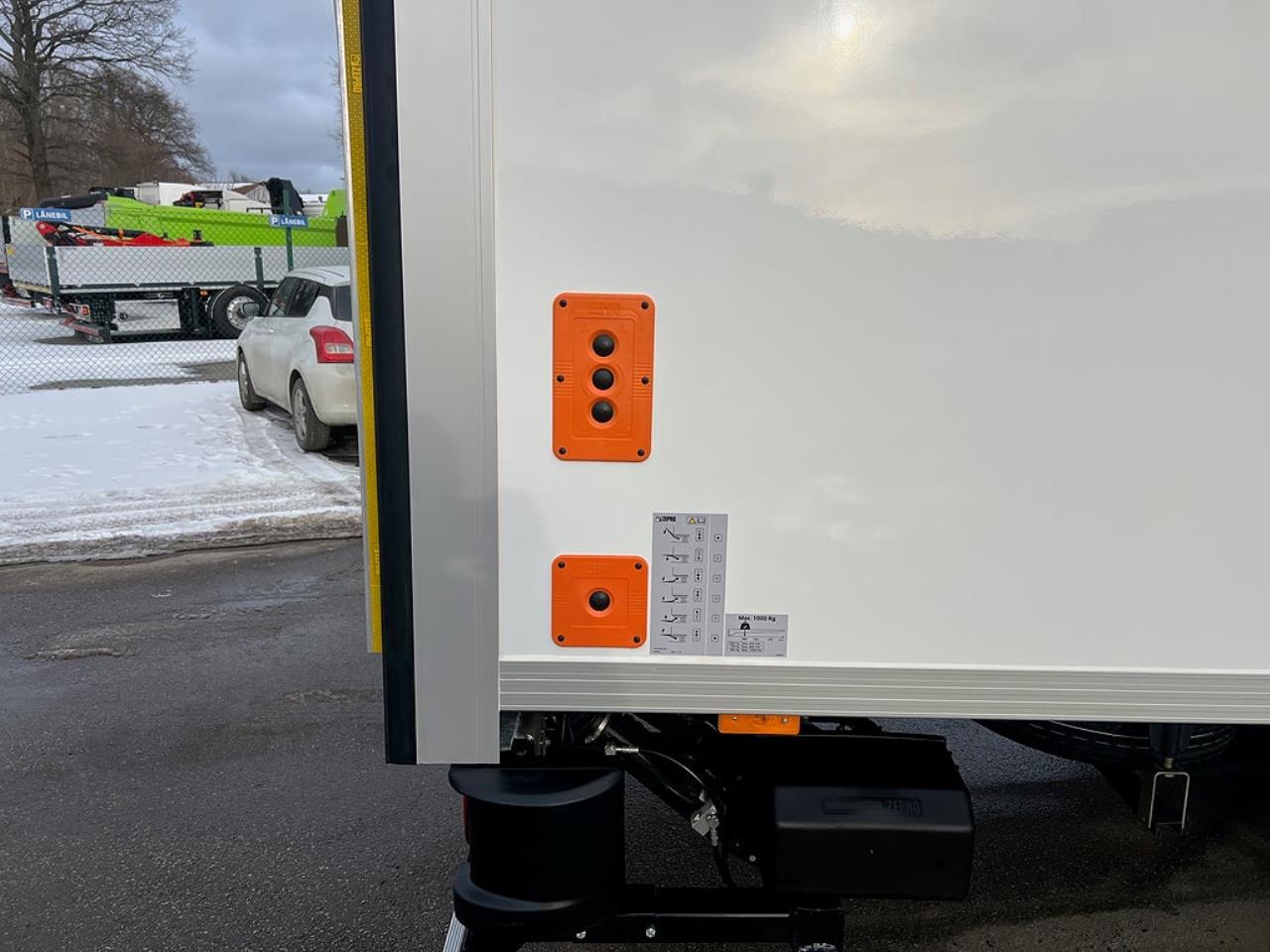 Iveco Daily 72C18 A8 Sk&aring;pbil &Ouml;ppningsbarsida Fullutrustad 2025 - Sk&aring;p