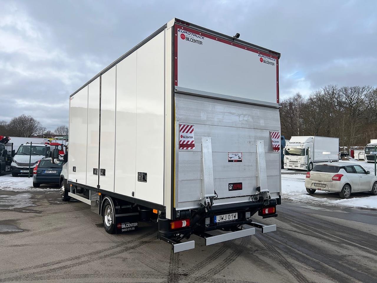 Iveco Daily 72C18 A8 Sk&aring;pbil &Ouml;ppningsbarsida Fullutrustad 2025 - Sk&aring;p