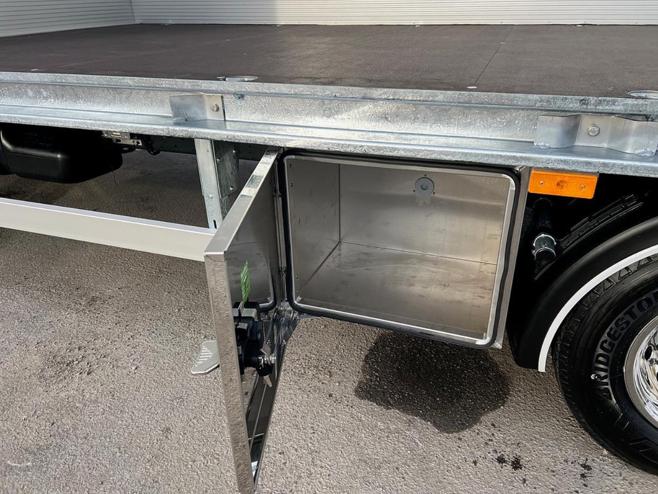 Iveco Daily 72C18 A8 Sk&aring;pbil &Ouml;ppningsbarsida Fullutrustad 2025 - Sk&aring;p