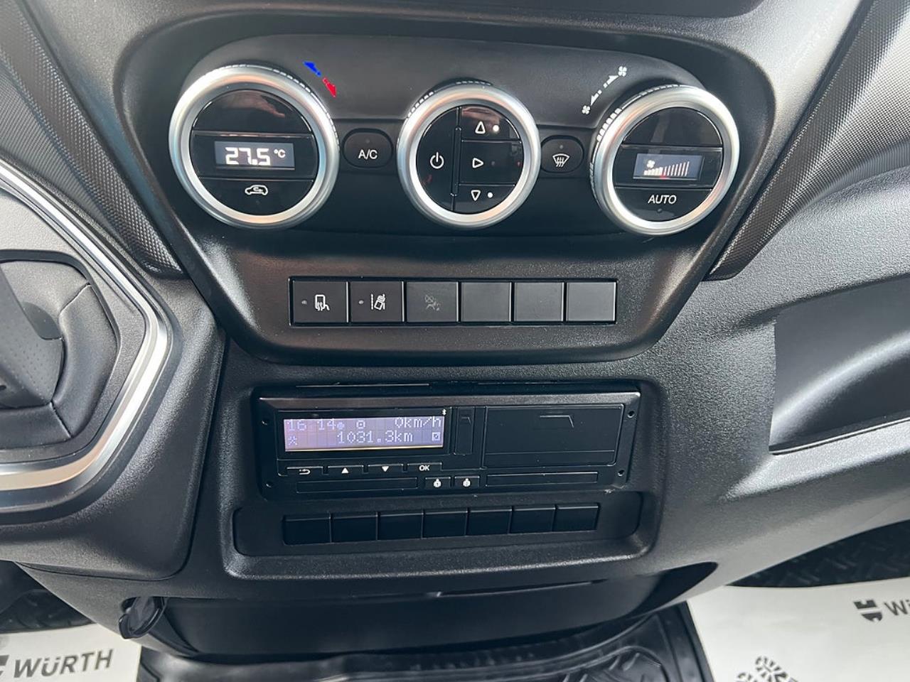 Iveco Daily 72C18 A8 Sk&aring;pbil &Ouml;ppningsbarsida Fullutrustad 2025 - Sk&aring;p