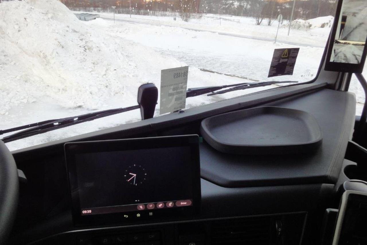 Volvo FH16 700 6x4 2025 - Dragbil