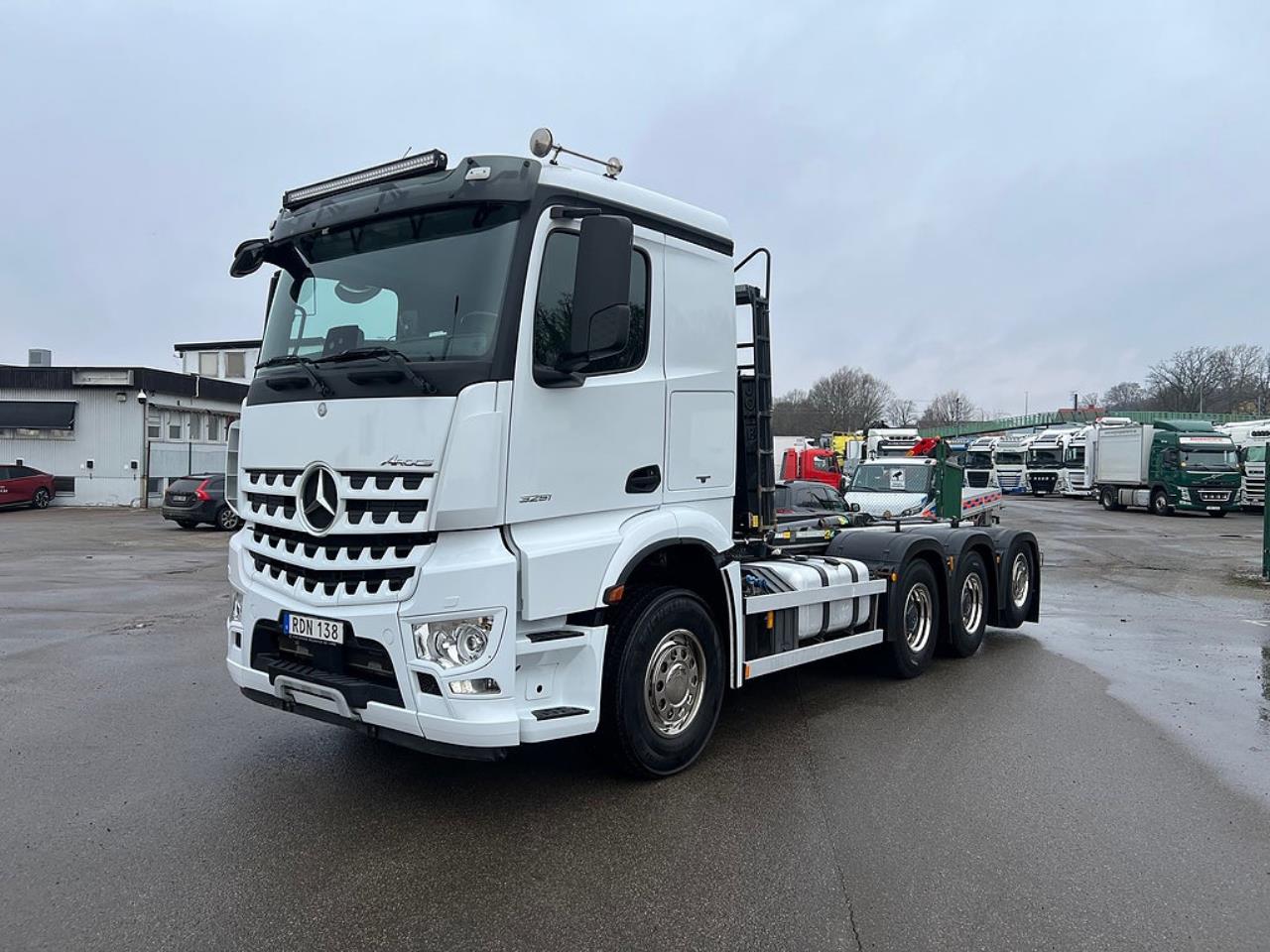 Mercedes-Benz Arocs 3251 8x4*4 Lastv&auml;xlare, ADR Klassad, Euro 6 2016 - Krok/Lastv&auml;xlare