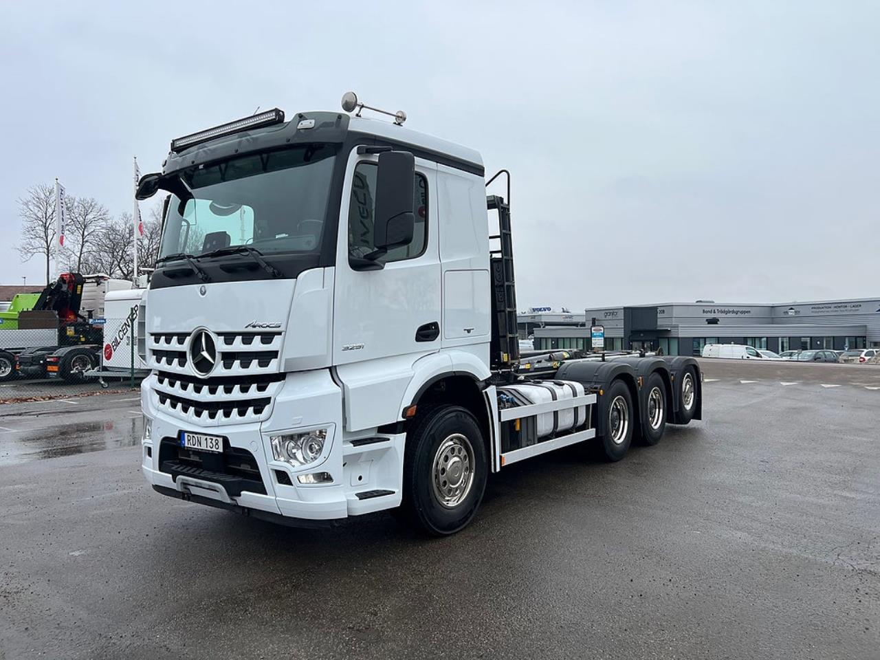Mercedes-Benz Arocs 3251 8x4*4 Lastv&auml;xlare, ADR Klassad, Euro 6 2016 - Krok/Lastv&auml;xlare
