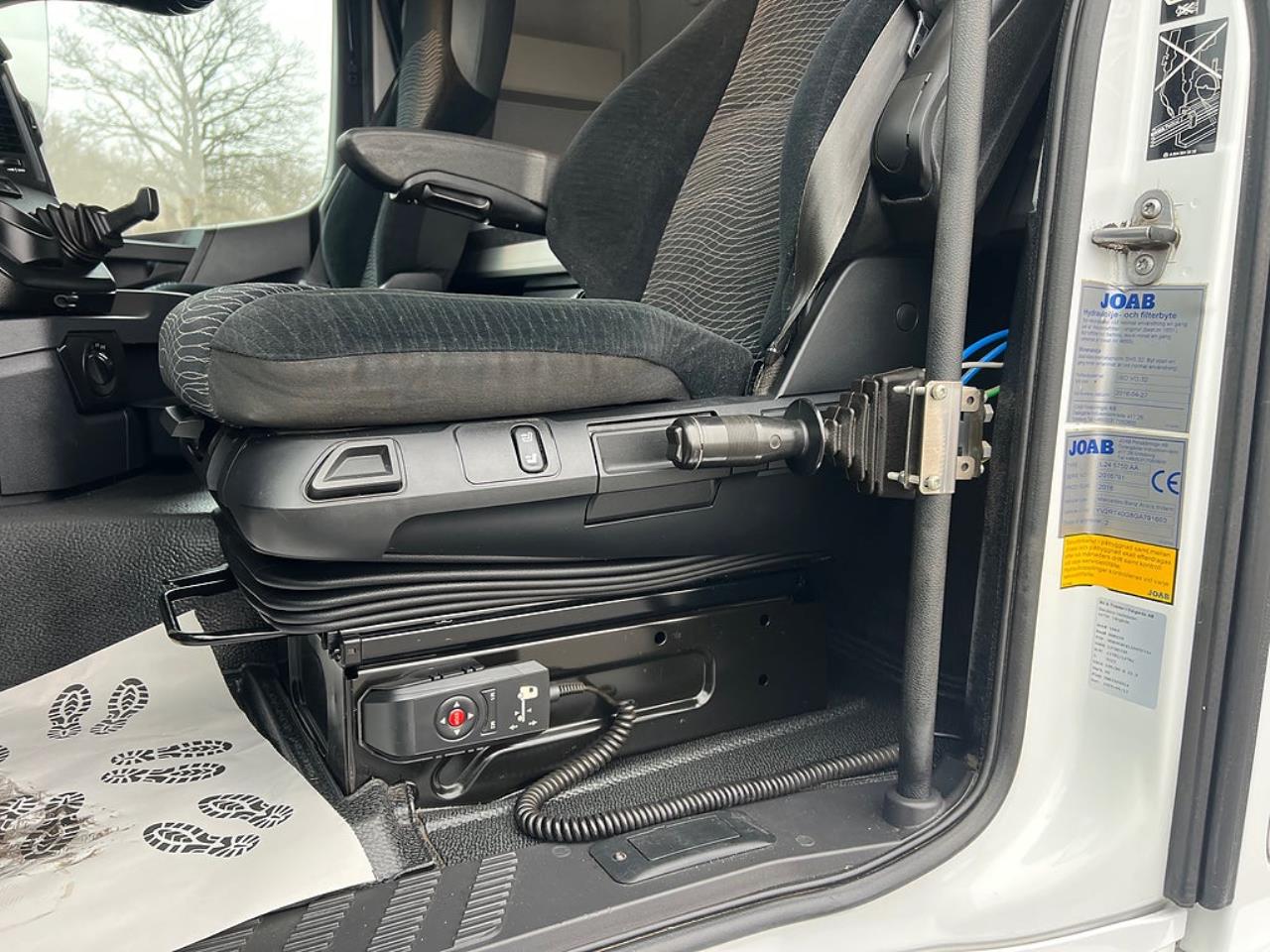 Mercedes-Benz Arocs 3251 8x4*4 Lastv&auml;xlare, ADR Klassad, Euro 6 2016 - Krok/Lastv&auml;xlare