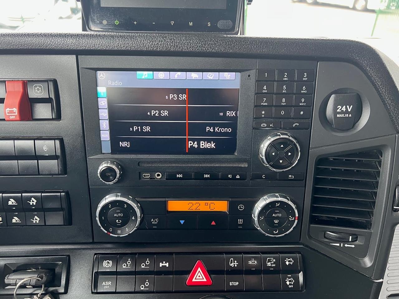 Mercedes-Benz Arocs 3251 8x4*4 Lastv&auml;xlare, ADR Klassad, Euro 6 2016 - Krok/Lastv&auml;xlare