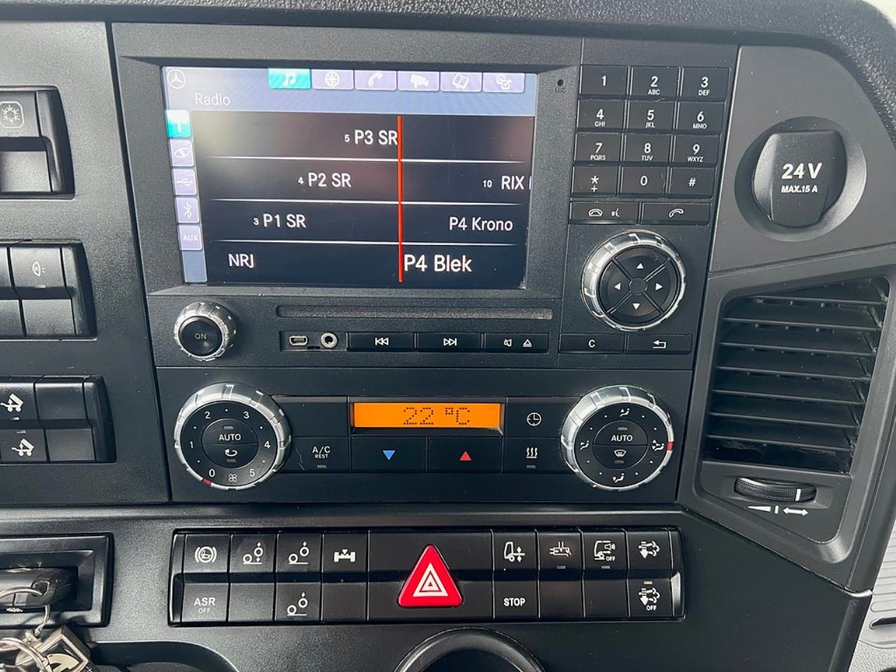 Mercedes-Benz Arocs 3251 8x4*4 Lastv&auml;xlare, ADR Klassad, Euro 6 2016 - Krok/Lastv&auml;xlare