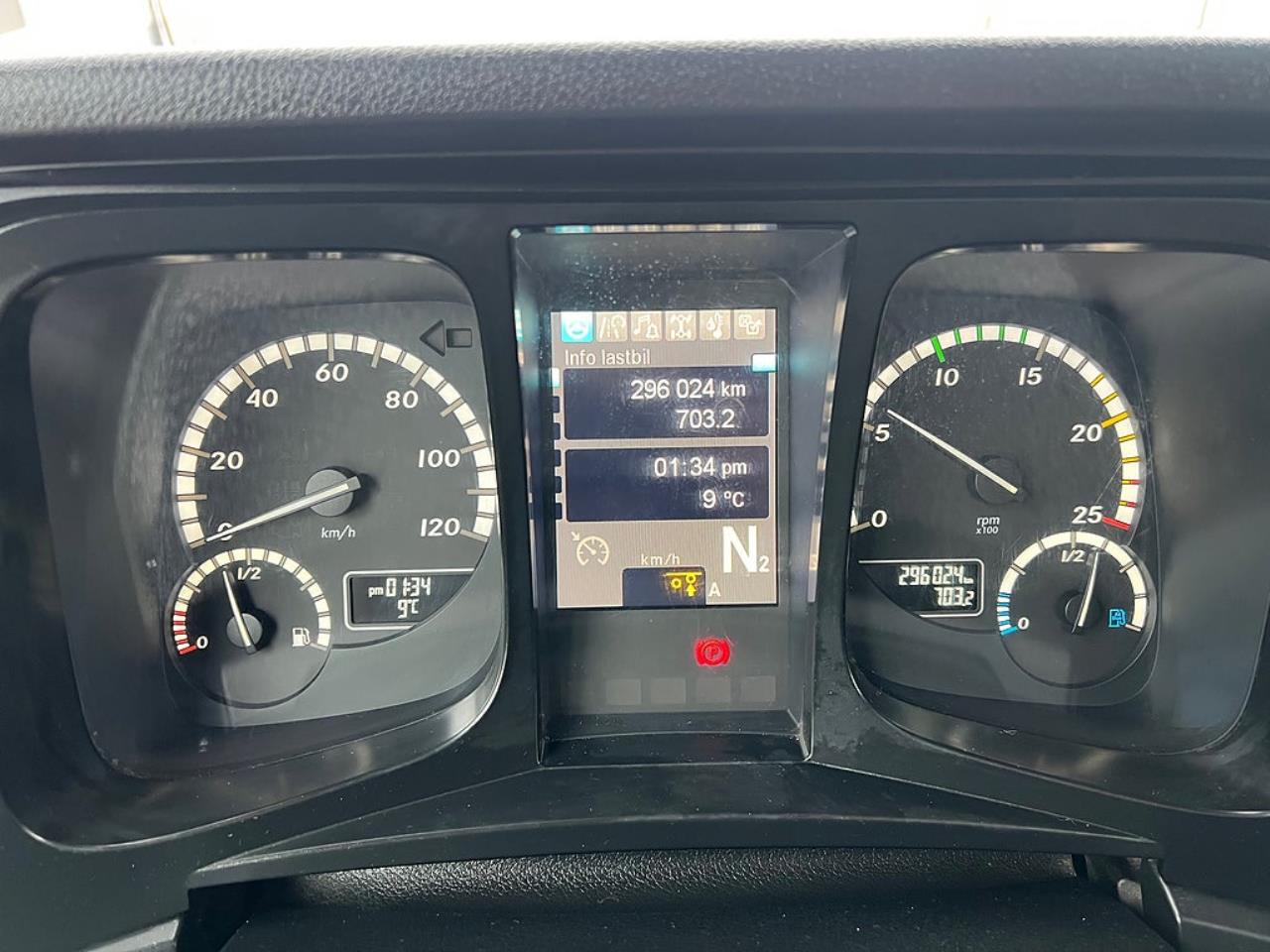 Mercedes-Benz Arocs 3251 8x4*4 Lastv&auml;xlare, ADR Klassad, Euro 6 2016 - Krok/Lastv&auml;xlare