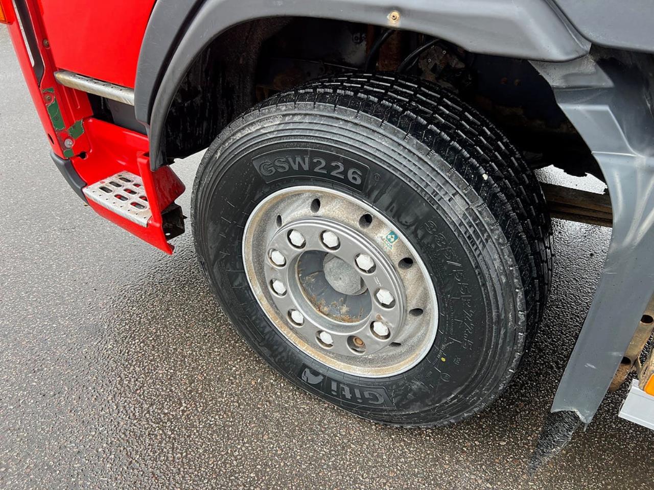 Volvo FM 400 6x2*4 Br&auml;dg&aring;rdsbil Kranbil Hiab 244E-7 Kran 2006 - Kran