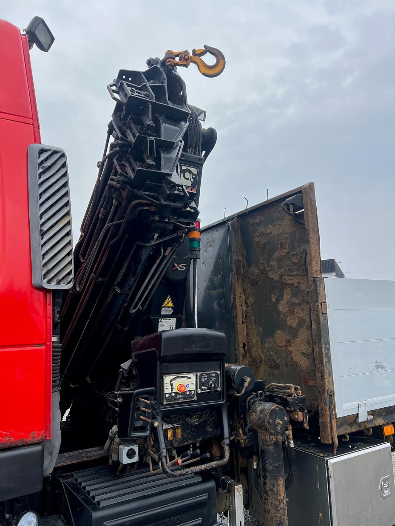 Volvo FM 400 6x2*4 Br&auml;dg&aring;rdsbil Kranbil Hiab 244E-7 Kran 2006 - Kran