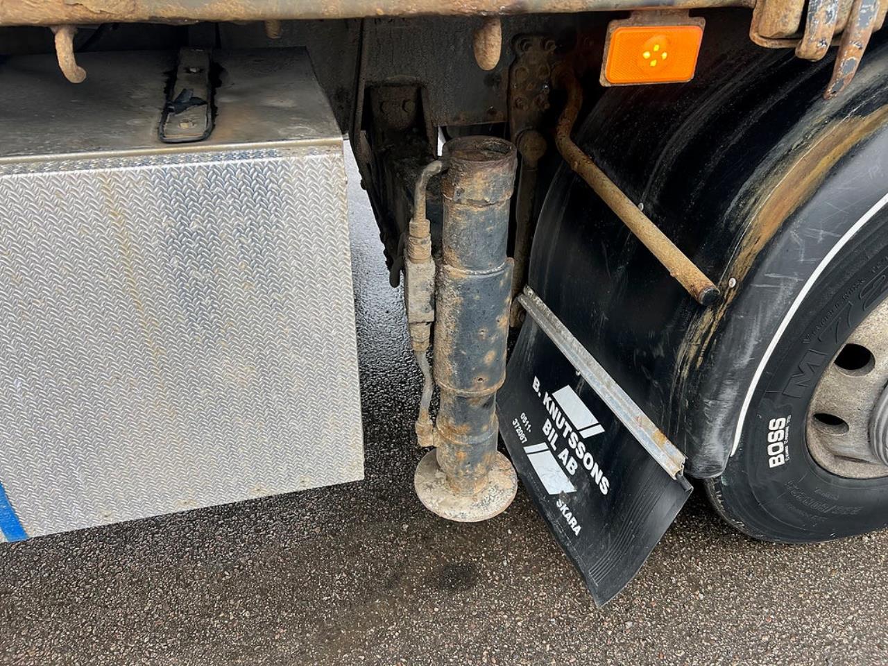 Volvo FM 400 6x2*4 Br&auml;dg&aring;rdsbil Kranbil Hiab 244E-7 Kran 2006 - Kran