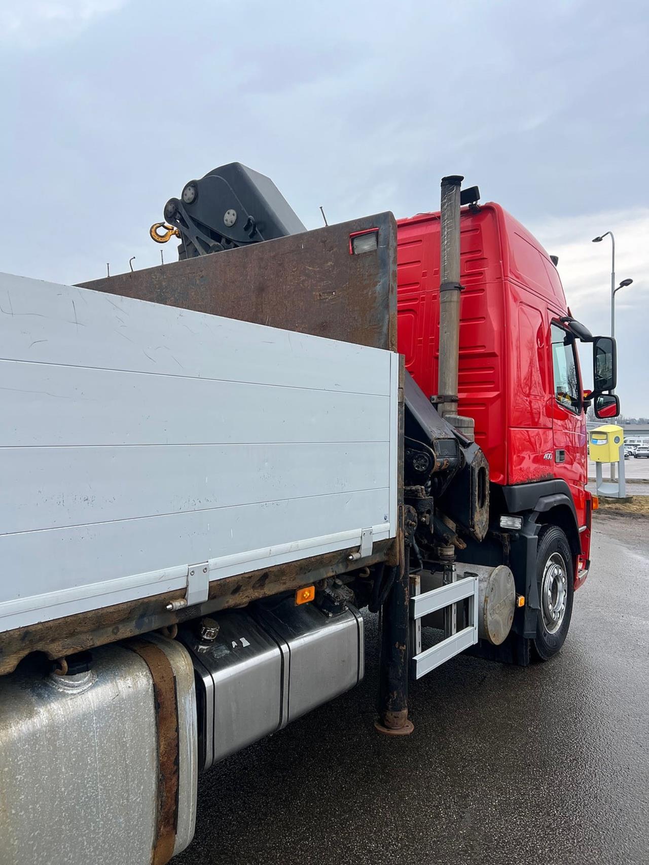 Volvo FM 400 6x2*4 Br&auml;dg&aring;rdsbil Kranbil Hiab 244E-7 Kran 2006 - Kran