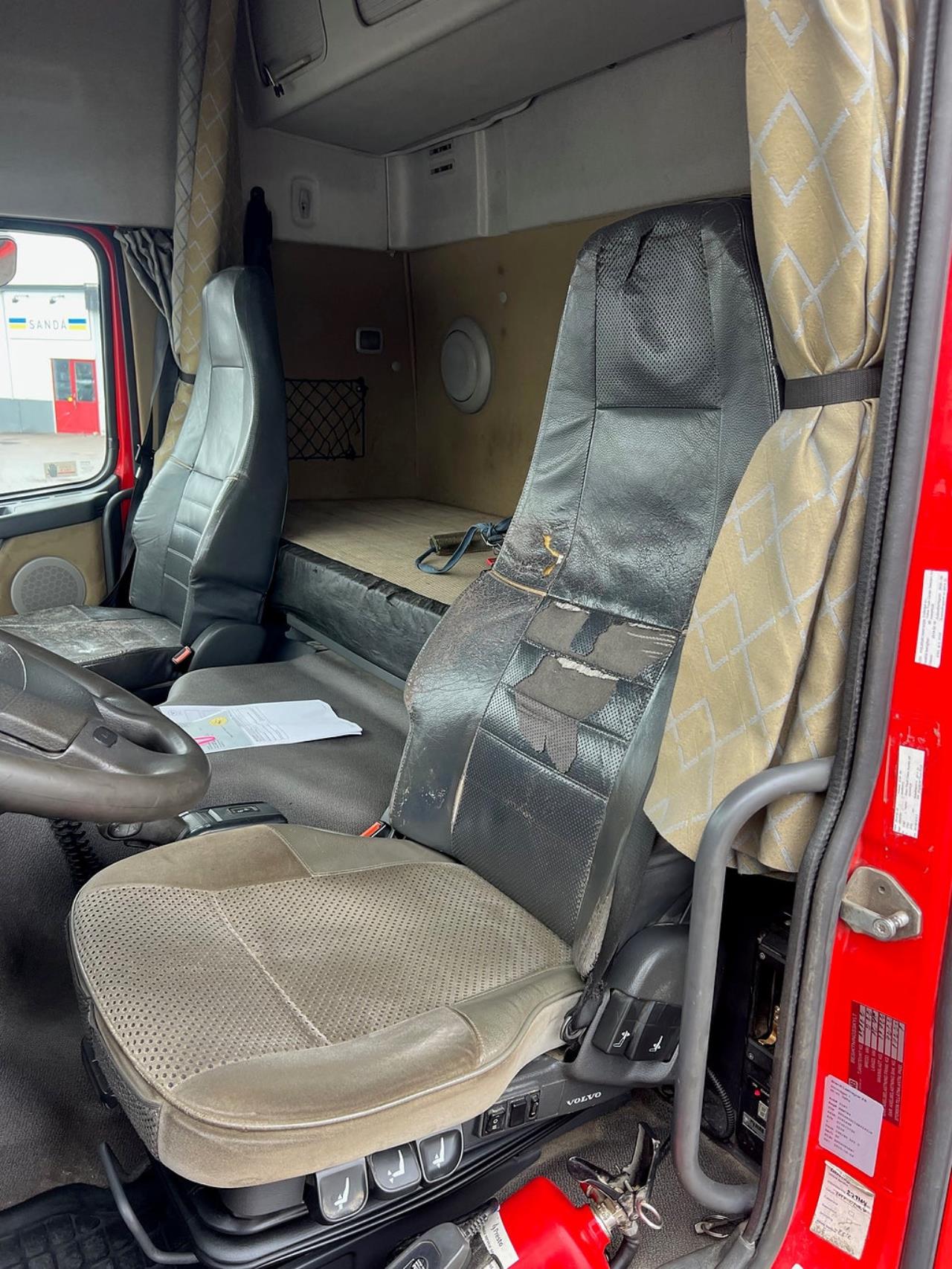 Volvo FM 400 6x2*4 Br&auml;dg&aring;rdsbil Kranbil Hiab 244E-7 Kran 2006 - Kran