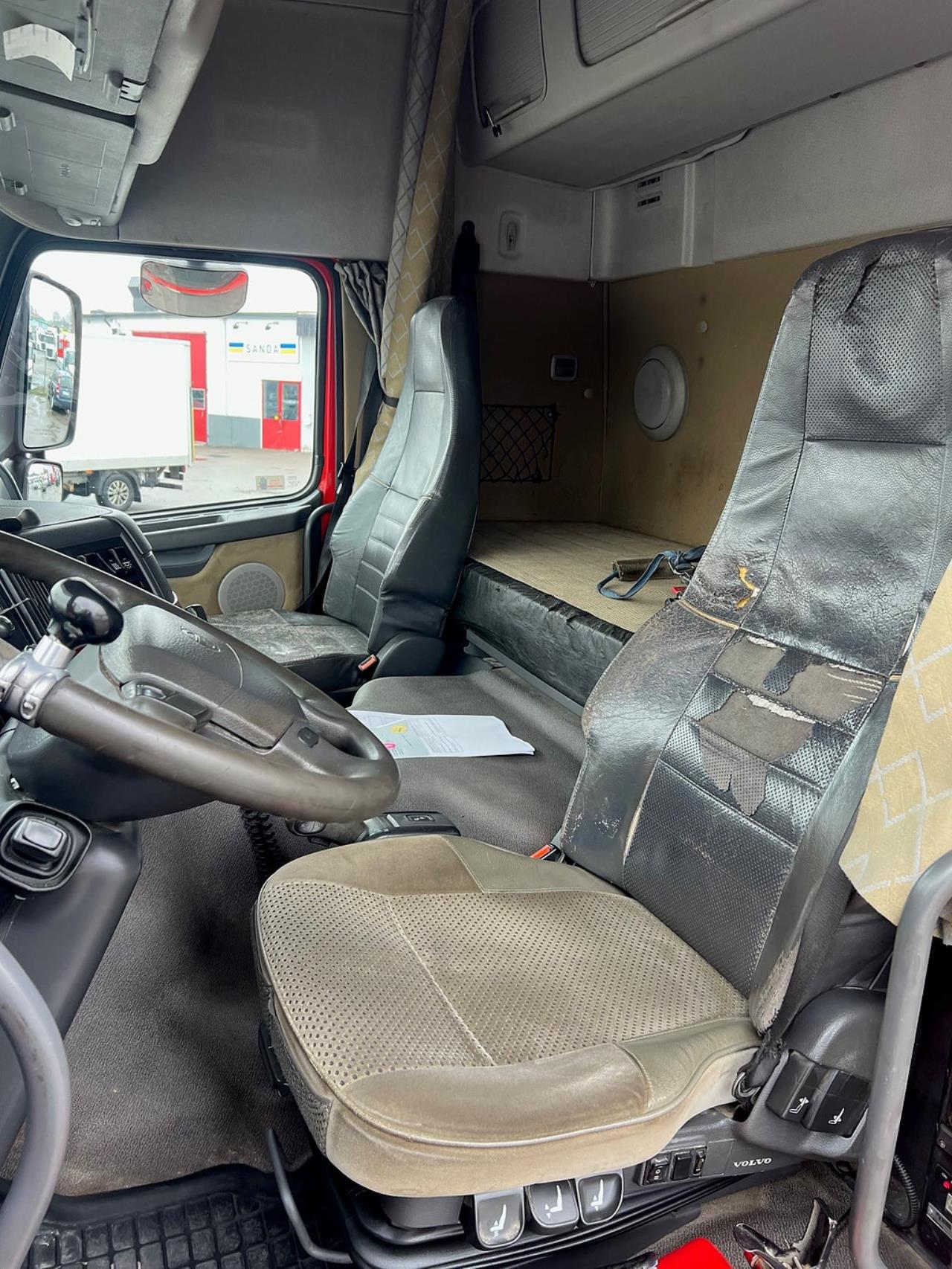 Volvo FM 400 6x2*4 Br&auml;dg&aring;rdsbil Kranbil Hiab 244E-7 Kran 2006 - Kran