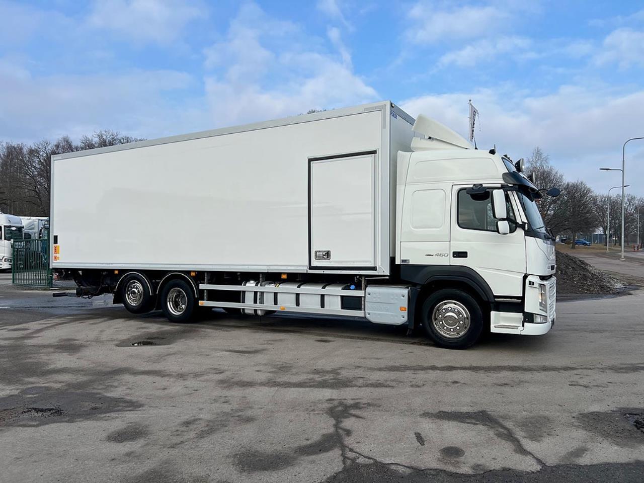 Volvo FM13 460 6x2*4 Sk&aring;pbil, Kyl/Frysbil, Korridorbil, 2-Zons, 2019 - Sk&aring;p