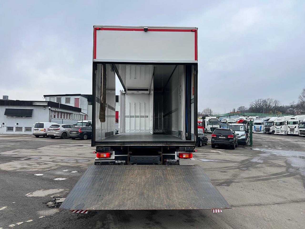 Volvo FM13 460 6x2*4 Sk&aring;pbil, Kyl/Frysbil, Korridorbil, 2-Zons, 2019 - Sk&aring;p