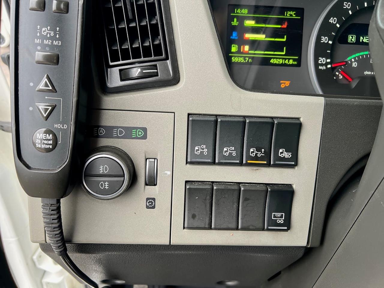 Volvo FM13 460 6x2*4 Sk&aring;pbil, Kyl/Frysbil, Korridorbil, 2-Zons, 2019 - Sk&aring;p