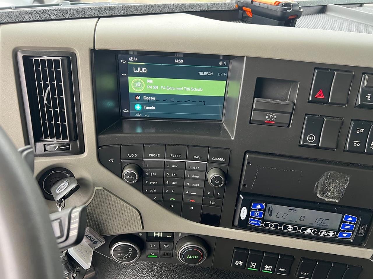 Volvo FM13 460 6x2*4 Sk&aring;pbil, Kyl/Frysbil, Korridorbil, 2-Zons, 2019 - Sk&aring;p