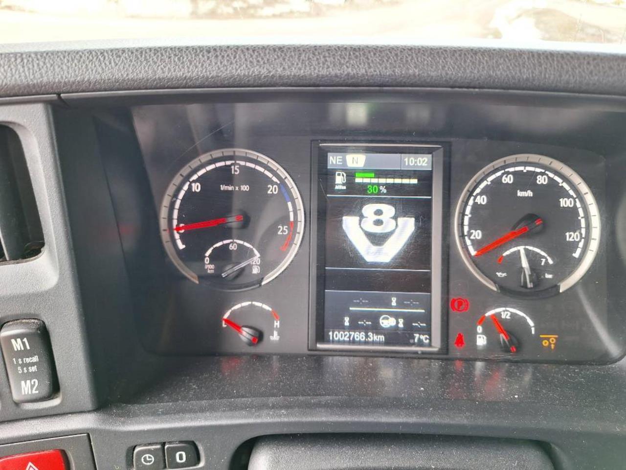 Scania R580 LB6x2*4 Fj&auml;rrbil med sk&aring;p & &ouml;ppningsbart tak + Ekeri sl&auml;p 2015 - Sk&aring;p