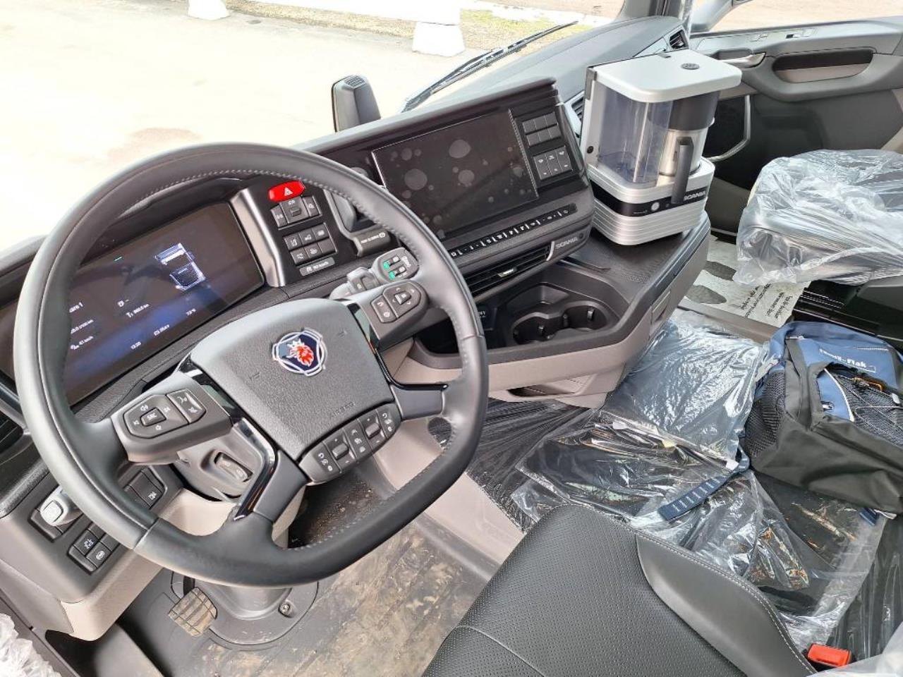 Scania R560 LB 6x2*4 Lastv&auml;xlare HELT NY Lastv&auml;xlare 2025 - Krok/Lastv&auml;xlare