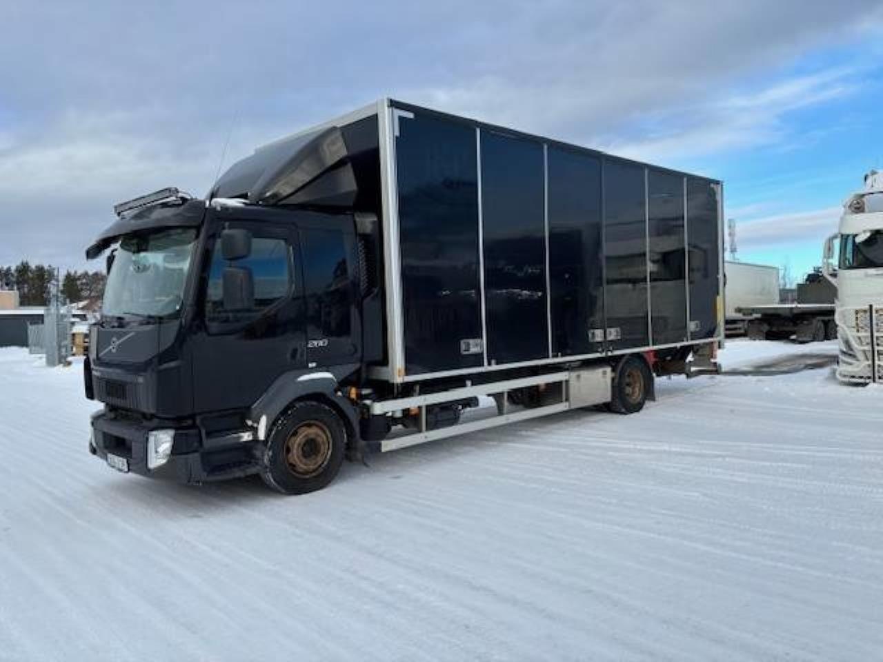 Volvo Volvo FL Sk&aring;pbil 2019 - Sk&aring;p isolerat