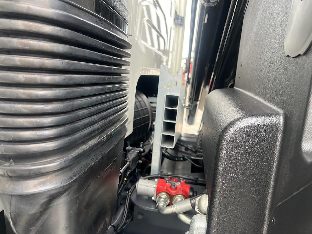 Volvo FM13 500 6x2*4 Kranv&auml;xlare Hiab Kran Komplett Skopa & Flak 2024 - Kran