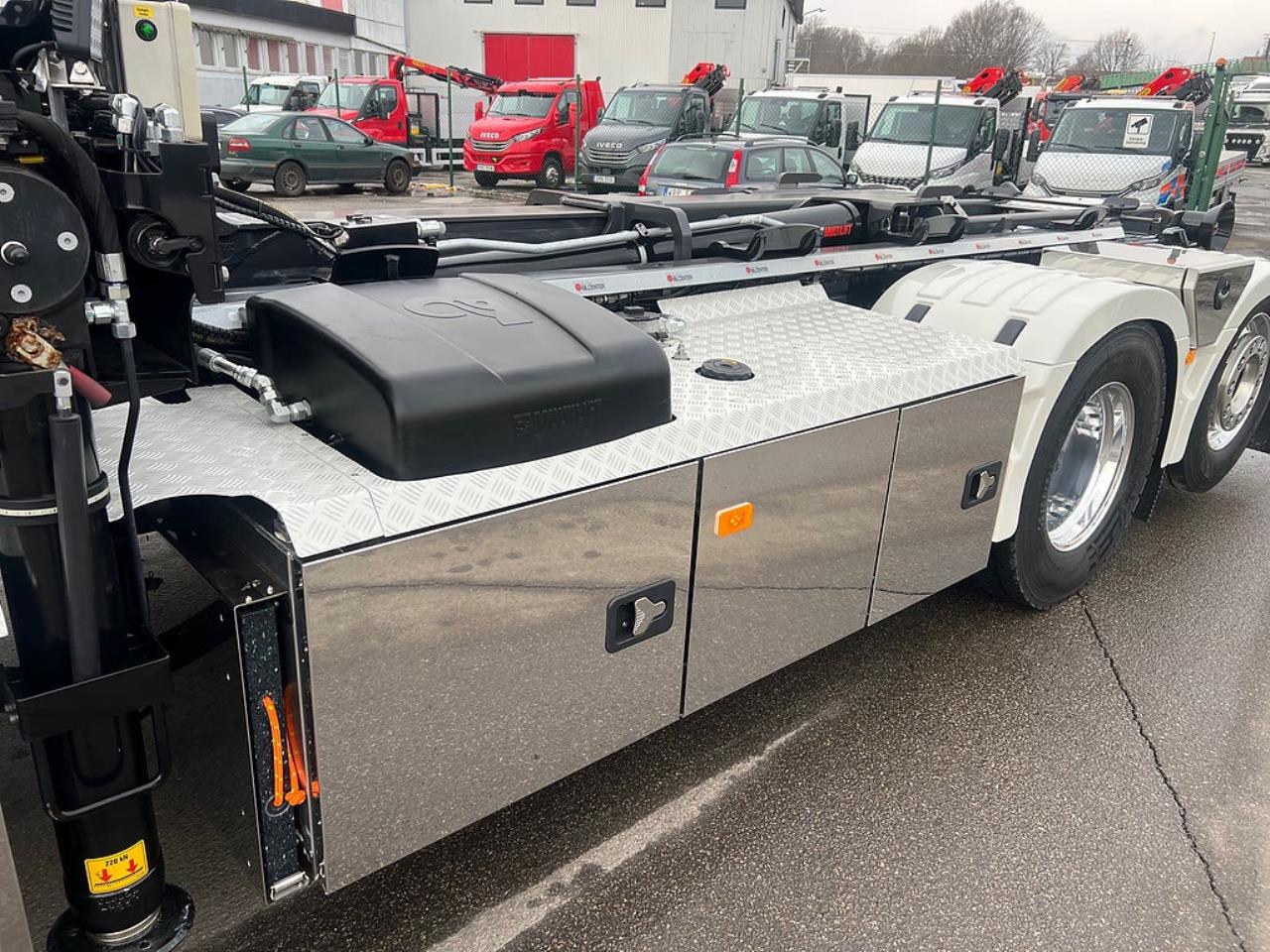 Volvo FM13 500 6x2*4 Kranv&auml;xlare Hiab Kran Komplett Skopa & Flak 2024 - Kran