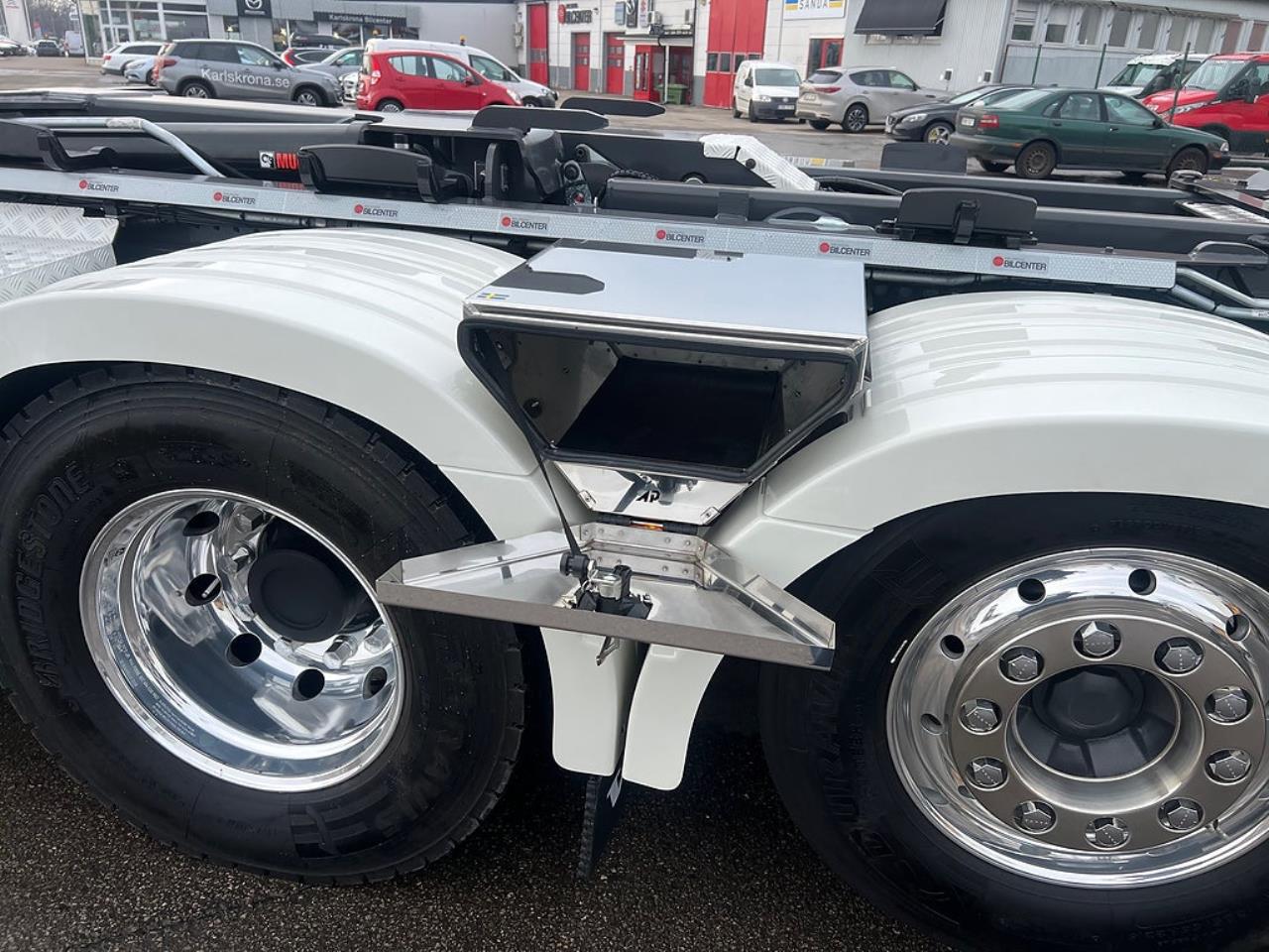 Volvo FM13 500 6x2*4 Kranv&auml;xlare Hiab Kran Komplett Skopa & Flak 2024 - Kran