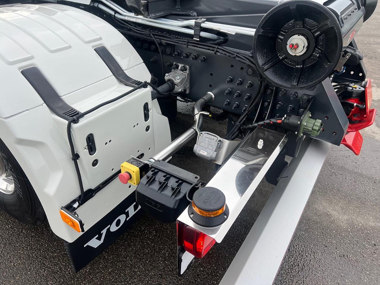 Volvo FM13 500 6x2*4 Kranv&auml;xlare Hiab Kran Komplett Skopa & Flak 2024 - Kran