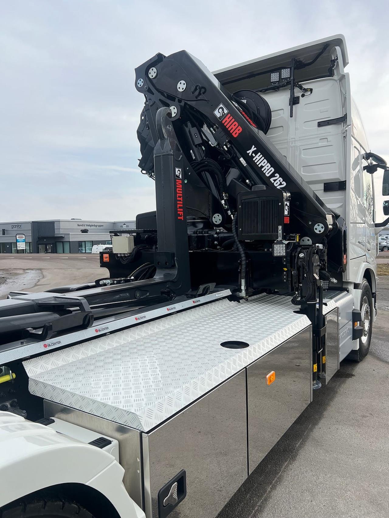 Volvo FM13 500 6x2*4 Kranv&auml;xlare Hiab Kran Komplett Skopa & Flak 2024 - Kran