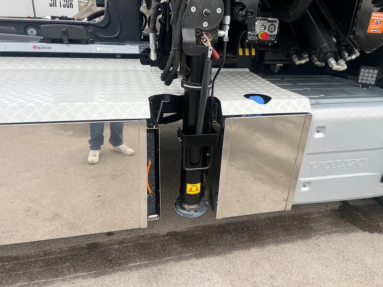 Volvo FM13 500 6x2*4 Kranv&auml;xlare Hiab Kran Komplett Skopa & Flak 2024 - Kran