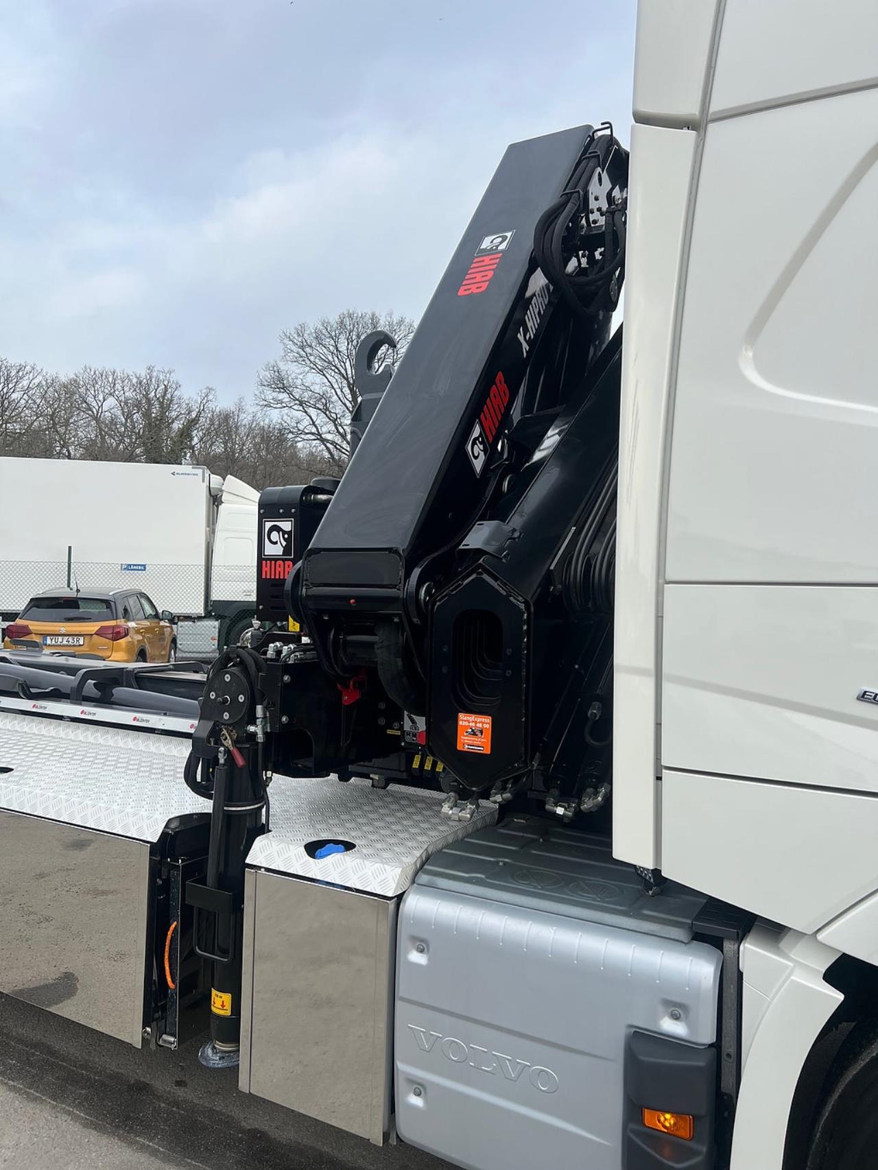 Volvo FM13 500 6x2*4 Kranv&auml;xlare Hiab Kran Komplett Skopa & Flak 2024 - Kran