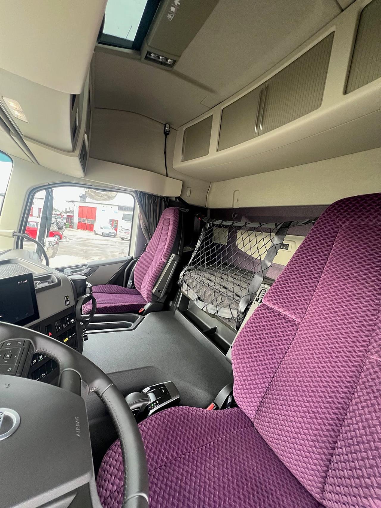 Volvo FM13 500 6x2*4 Kranv&auml;xlare Hiab Kran Komplett Skopa & Flak 2024 - Kran